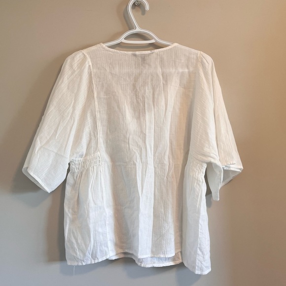 NWT Banana Republic Embroidered Flowy Blouse - Picture 8 of 11